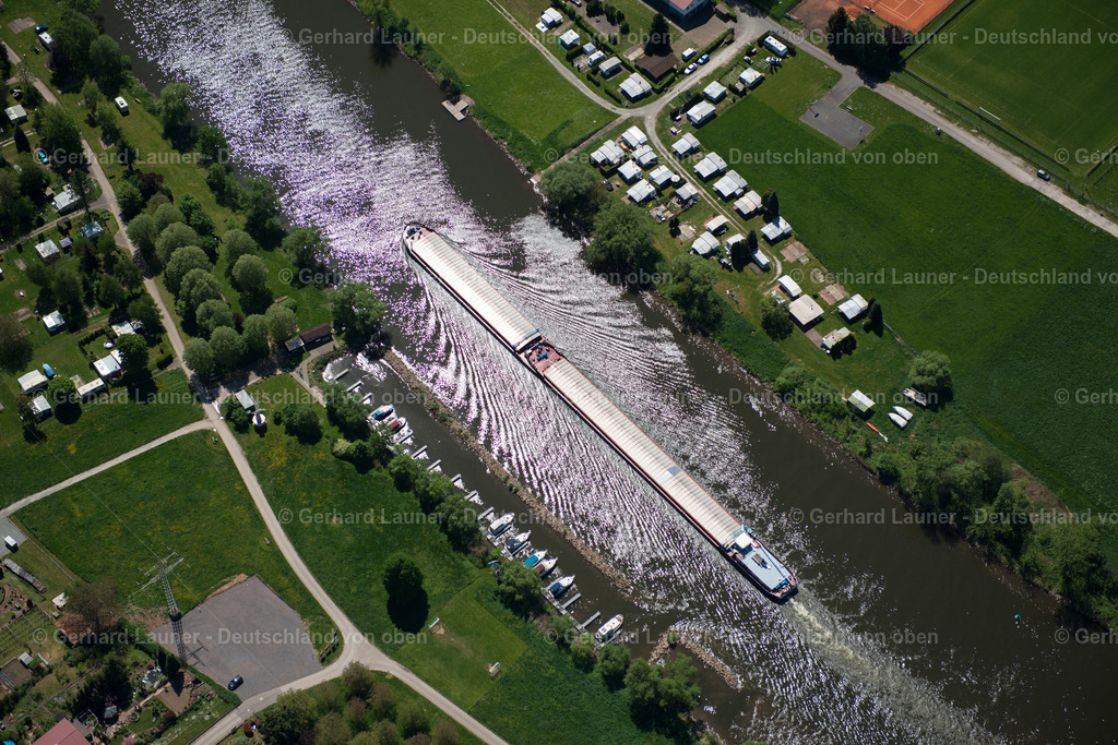 3500604 | Schiffe auf dem Main bei Kleinheubach