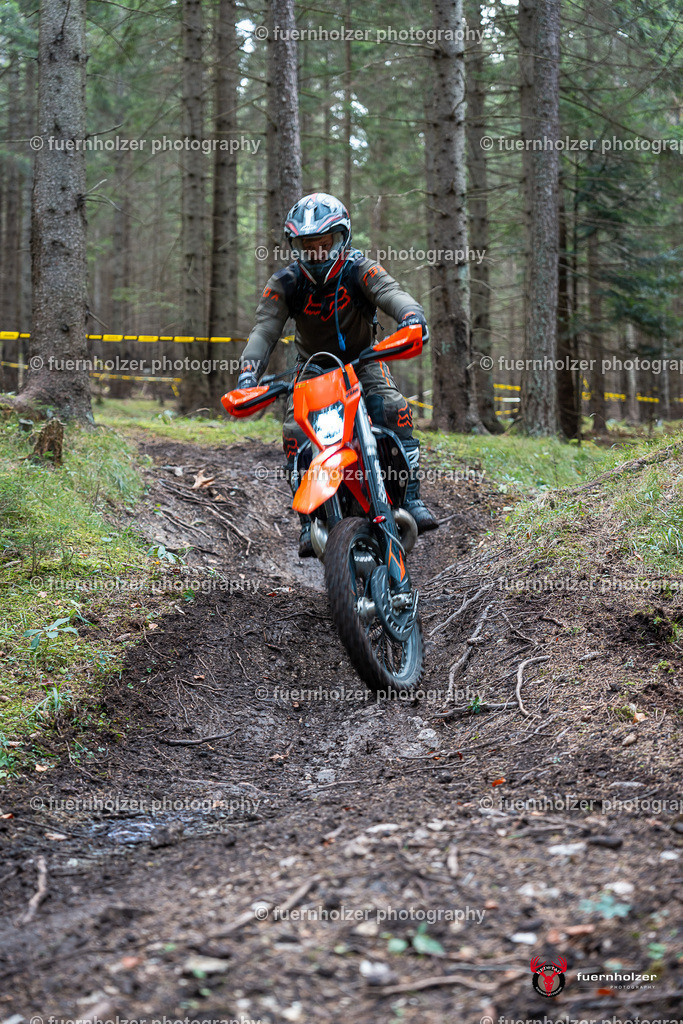 fuernholzer_251026-C1-424 | Fotografische Impressionen von der Red Stag Enduro Extreme by fuernholzer-photography.com. Endurosport in Österreich fotografisch festgehalten von fuernholzer. Auftragsfotografie für Private, Gewerbefotos und Industriefotografie. Eventfotografie, Sportfotografie und Motorsportfotografie. Anbieter von Fotoworkshops, Fototraining, fotografischen Vorträgen und Fotoseminaren.