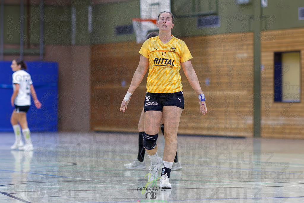Frauen Oberliga Mitte (HHV); HSG Eibelshausen/Ewersbach - HSG Linden | Frauen Oberliga Mitte (HHV); HSG Eibelshausen/Ewersbach - HSG Linden am 15.11.2025 in Eibelshausen (Holderberghalle)Photo © 2025 - Jörg Heinrich - Realisiert mit Pictrs.com