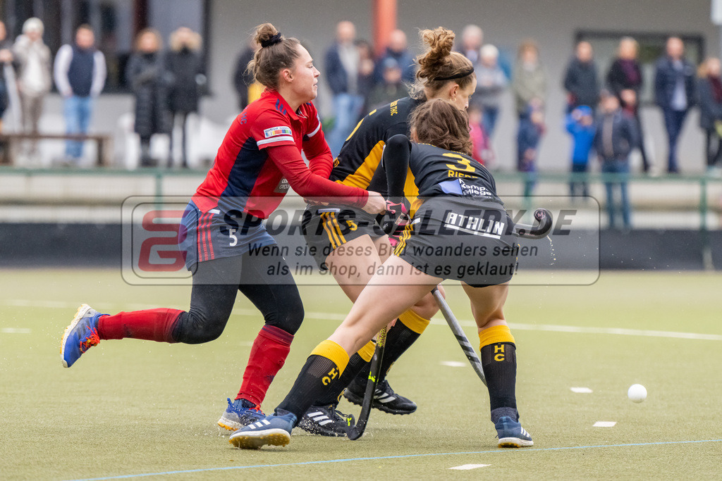 HK_20230401_106586 | 1. Bundesliga Damen Düsseldorfer HC - Harvestehuder THC  am 1.4.2023 DHC Düsseldorf, Düsseldorf , Pia Lhotak ( Düsseldorfer HC #5 )