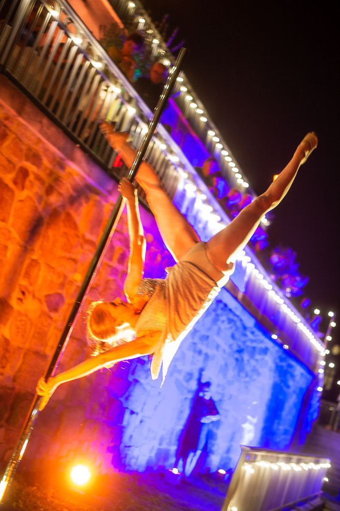 Tango meets Cuba | Tango meets Cuba mit den Klazz Brothers & Cuba Percussion im Forte Belvedere Leisnig zum Festival Hallo Leisnig 2022. - Realisiert mit Pictrs.com