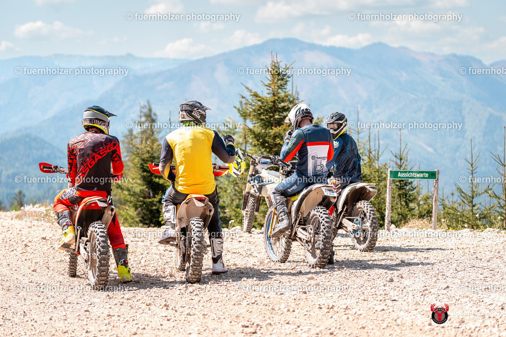 fuernholzer_250501-C2-211 | Fotografische Impressionen von der Red Stag Enduro Extreme by fuernholzer-photography.com. Endurosport in Österreich fotografisch festgehalten von fuernholzer. Auftragsfotografie für Private, Gewerbefotos und Industriefotografie. Eventfotografie, Sportfotografie und Motorsportfotografie. Anbieter von Fotoworkshops, Fototraining, fotografischen Vorträgen und Fotoseminaren.