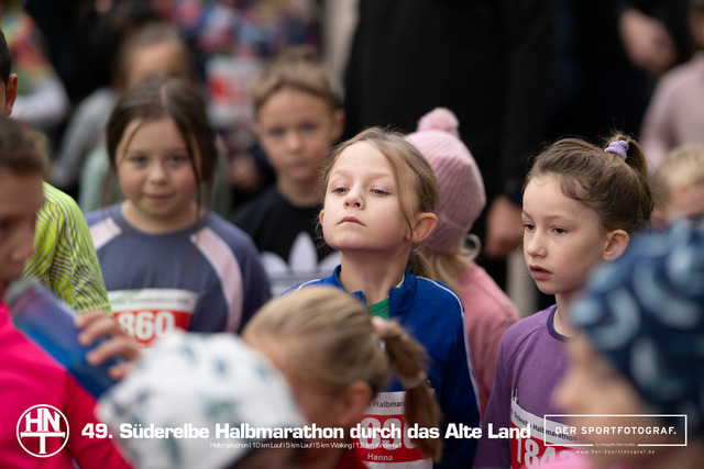 Süderelbe Halbmarathon 2025 I 09.11.2025 I Fotograf_DerSportfotograf.I 00118 | Der Sportfotograf. - Realisiert mit Pictrs.com