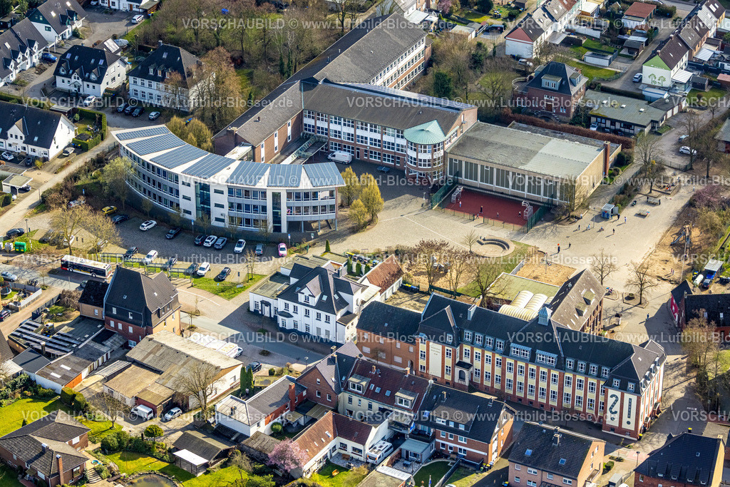 Selm260306966 | Luftbild, Selma-Lagerlöf-Sekundarschule, unten die Grundschule Ludgerischule, Selm, Münsterland, Nordrhein-Westfalen, Deutschland