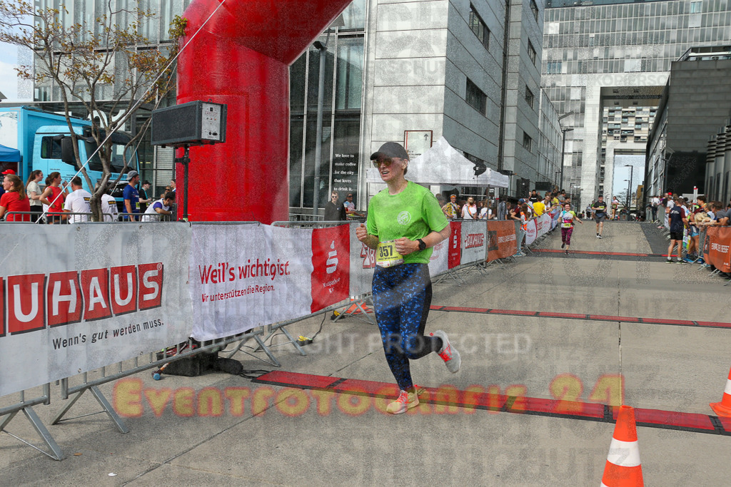 250920_1335_EX1_5660 | Sportfotografie im Rhein-Sieg Kreis, Köln, Bonn, NRW, Rheinland Pfalz, Hessen, etc. Unser Tätigkeitsfeld umfasst den Laufsport vom Volkslauf über den Marathon, Duathlon, Triathon bis zum Ultralauf wie Kölnpfad Ultra oder Schindertrail.