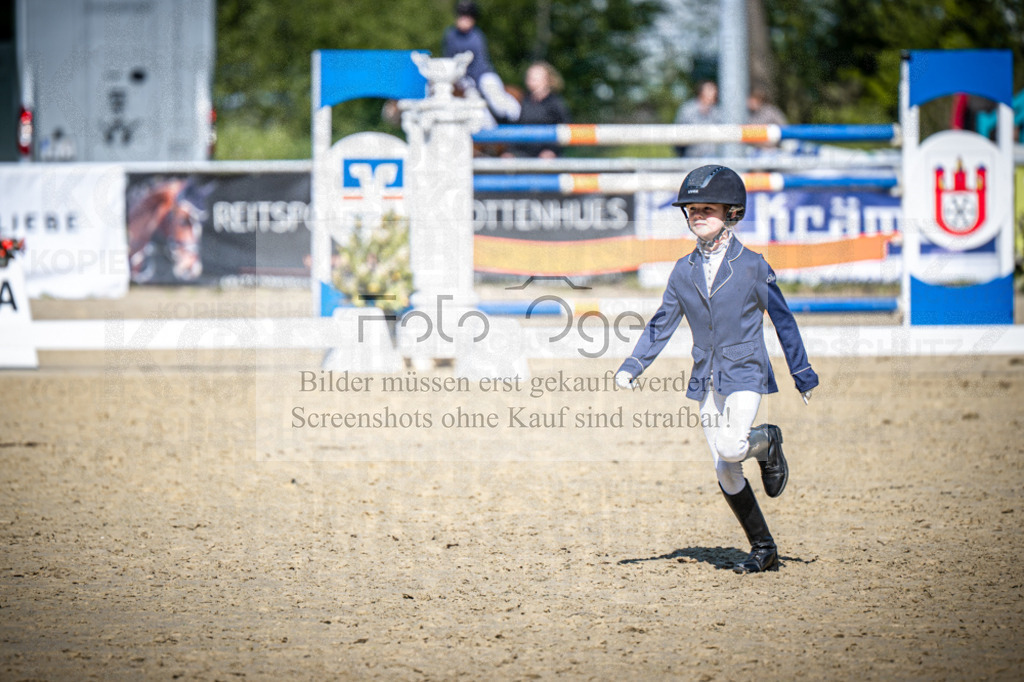 DOS_0899 | Reitturnier Venne - Realisiert mit Pictrs.com