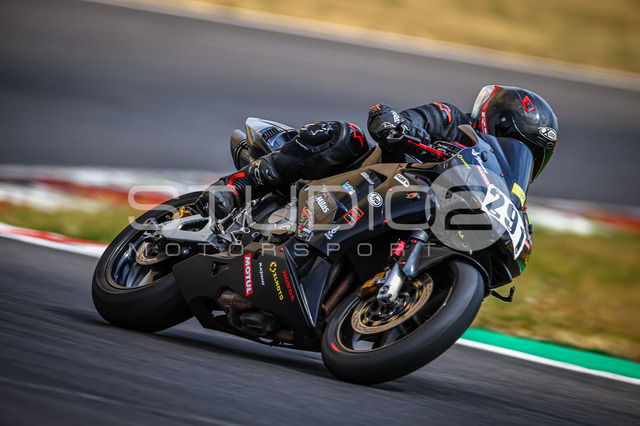0291-250706LR-008_291 | Deine Full-Service-Agentur für ✔️Videoproduktionen und ✔️Motorsportfotografie Jetzt Angebot anfragen!