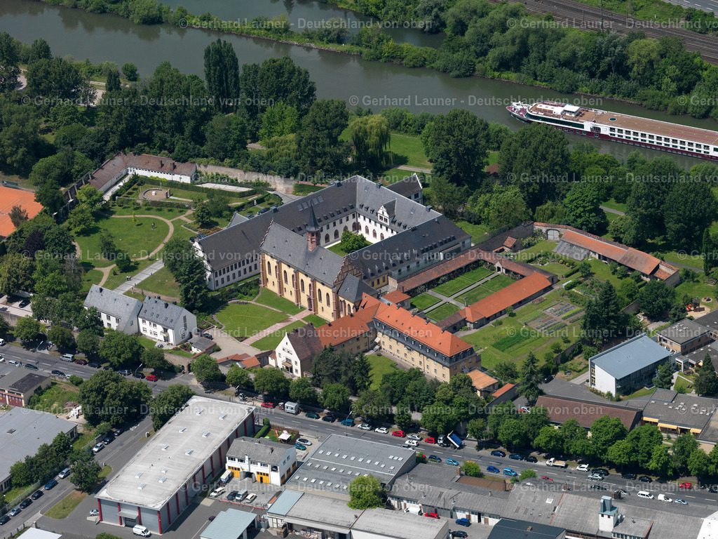 3089105 | Karmelitinnenkloster Himmelspforten, ein Konvent der Unbeschuhten Karmelitinnen in Würzburg.