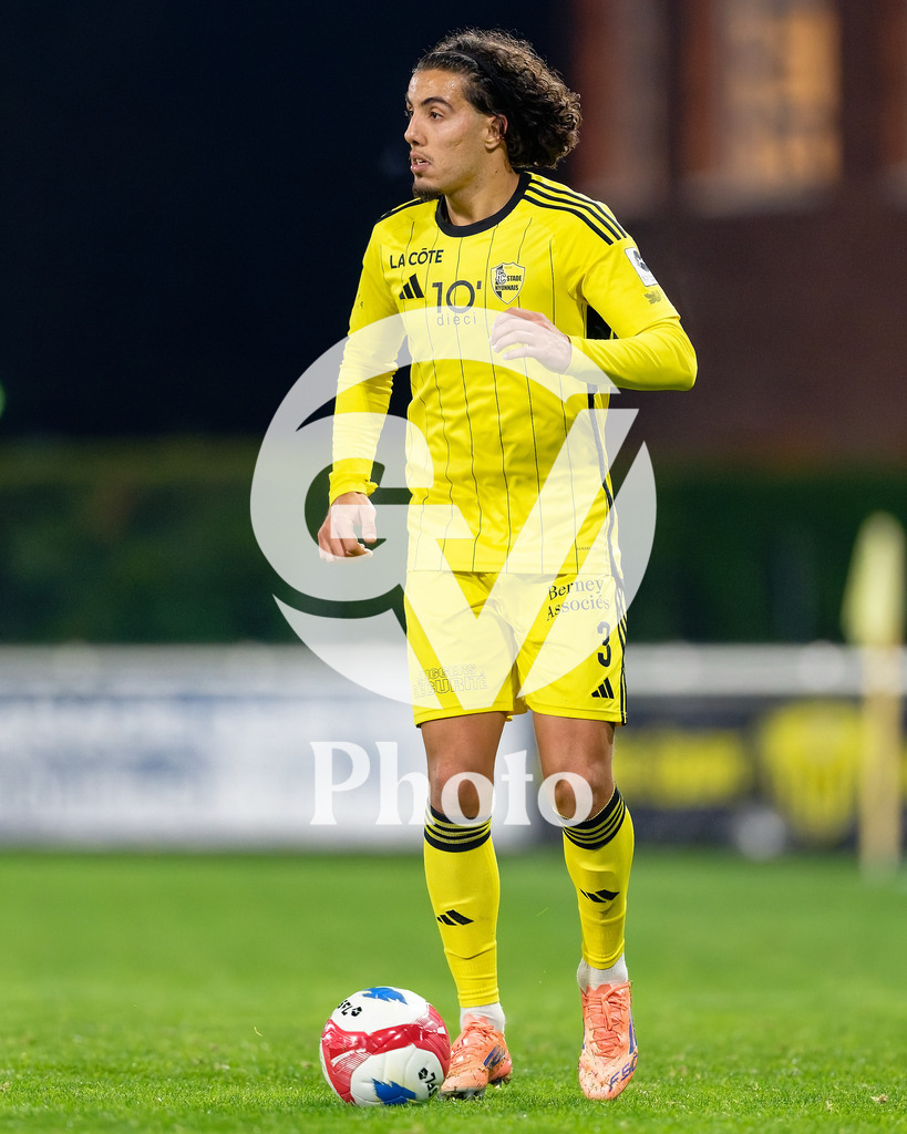 dieci Challenge League - FC Stade Nyonnais v Etoile Carouge FC |  during the dieci Challenge League match between FC Stade Nyonnais and Etoile Carouge FC at Centre sportif de Colovray in Nyon, Switzerland