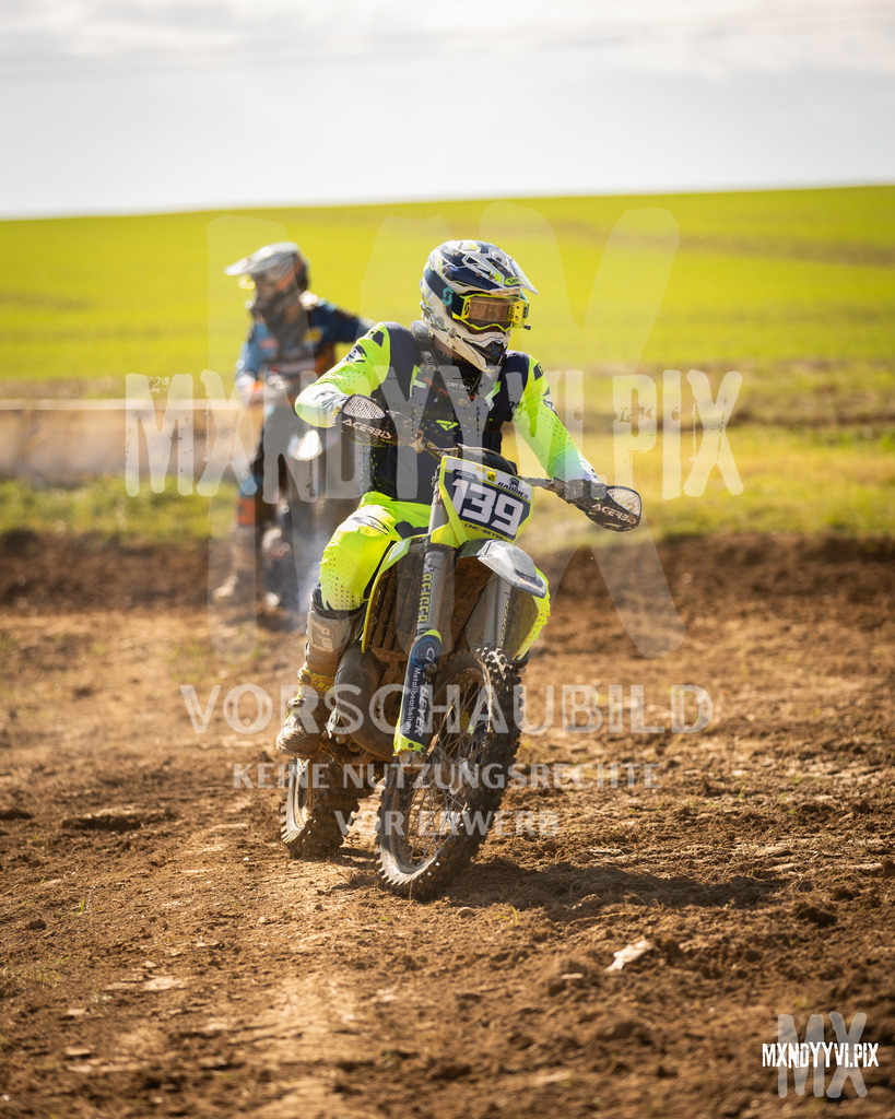 866A3296 | mxndyyvipix