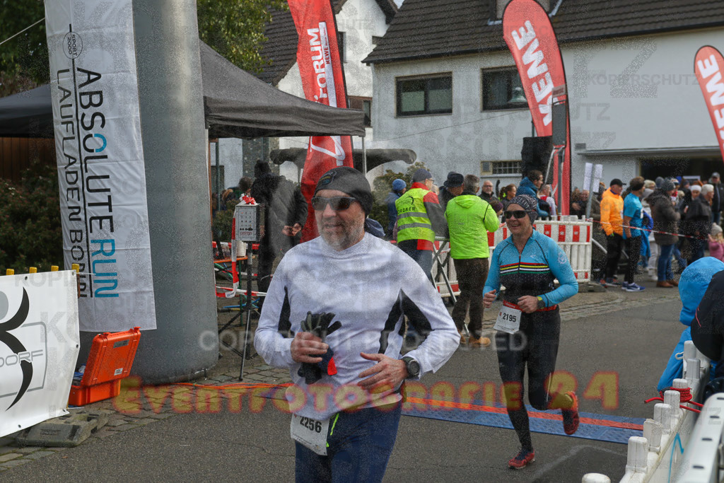 221127_1059_EV9_1635 | Sportfotografie im Rhein-Sieg Kreis, Köln, Bonn, NRW, Rheinland Pfalz, Hessen, etc. Unser Tätigkeitsfeld umfasst den Laufsport vom Volkslauf über den Marathon, Duathlon, Triathon bis zum Ultralauf wie Kölnpfad Ultra oder Schindertrail.