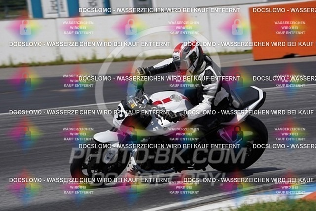 2022_07_01_PBK_12767 | Sportfotografie; SlowMotion; Video; Rennstrecke; Hafeneger; RSE; Speer; Trackday; Motorsportarena; Hockenheimring; Brno; Most; Barcelona; Valencia, Benny; Kaetzmer;