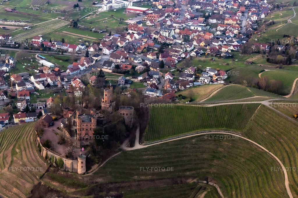 Luftbild: Schloss Ortenberg in Ortenberg im Bundesland Baden-Württemberg in Deutschland. Foto: IMG_120387.jpg vom 17.03.2020 durch Werner Riehm/FLY-FOTO.de