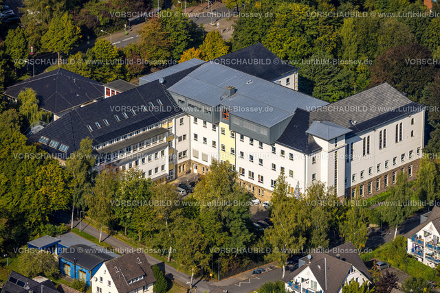 Menden220901444 | Luftbild, Städtische Realschule, Menden, Ruhrgebiet, Nordrhein-Westfalen, Deutschland