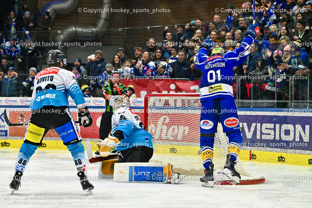 EC IDM Wärmepumpen VSV vs. Steinbach Black Wings Linz | #32 Rasmus Tirronen Black Wings Linz, #91 Nick Hutchison EC VSV, Jubel, EC IDM Wärmepumpen VSV vs. Steinbach Black Wings Linz, EC IDM Wärmepumpen VSV vs. Steinbach Black Wings Linz am 23.01.2026 in Villach (Stadthalle Villach), Austria, (Photo by Bernd Stefan)