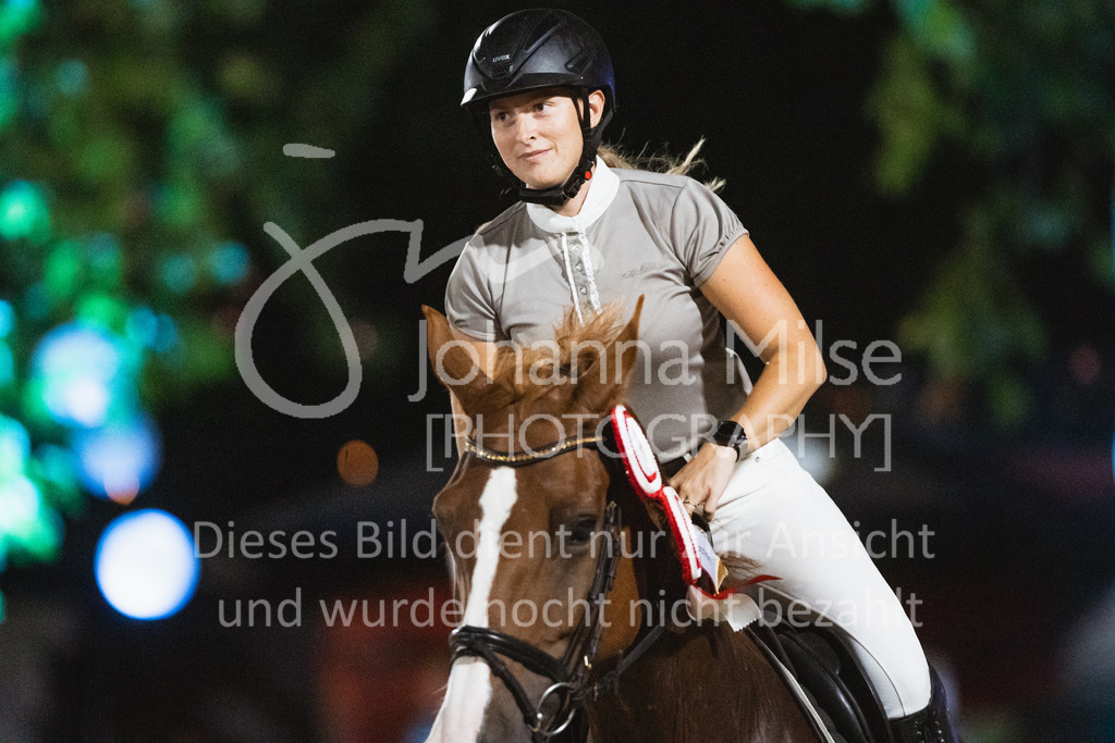 220825_Delbrueck_A1-Mannschaft-529 | Deine schönsten Turniermomente als professionelle Fotos! Entdecke hochwertige Pferdesport-Fotografie im Online-Shop. Jetzt Fotos finden & bestellen!