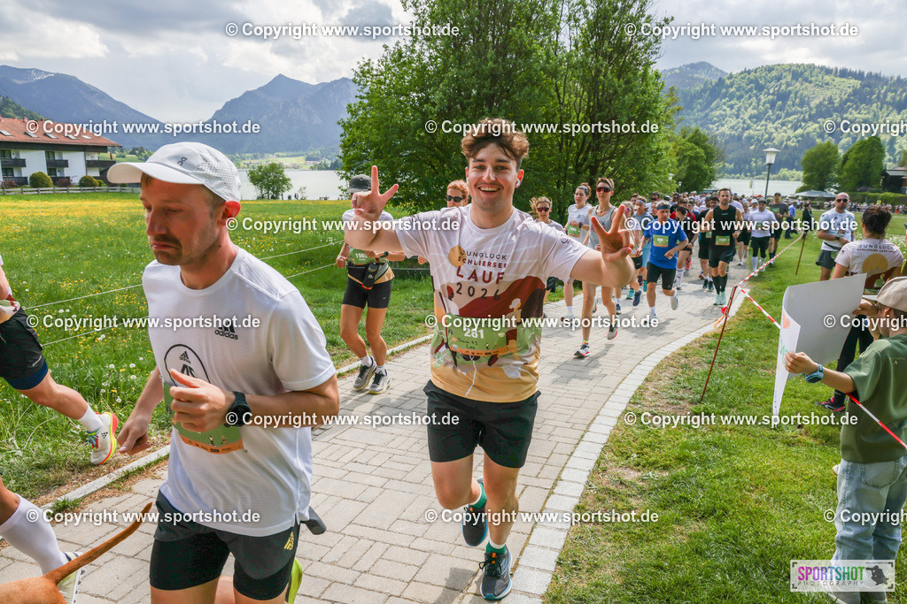 007A7079 | Schliersee Lauf 2026 #flowmotion #schlierseelauf #junglückschlierseelauf #schliersee #halbmarathon @junglueck #sportshot_your_pictrs #yourpictrs #canondeutschland #canonsportphotography