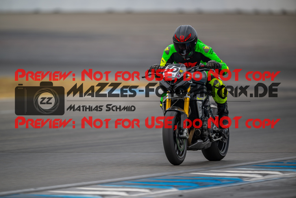 MaZZes-Fotomatrix-20260809-576569 | R1