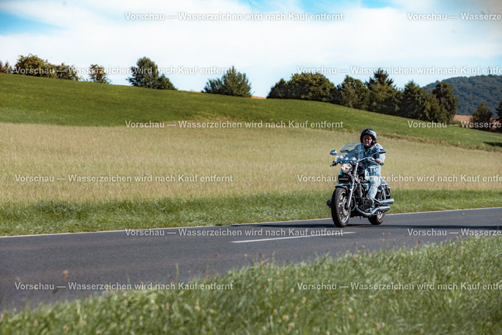 Rollhofen 2025_Rückfahrt_0230__MG_0488 | #Grafikstudio Simplex #Fotos Juri Anikanov #Eventfotos #Grafiker #Fotograf #Eventfotograf #Fotograf Lauf #Fotogalerie #Shop #Sportfotograf #Fotograf Lauf an der Pegnitz  #Fotograf Lauf - Realisiert mit Pictrs.com