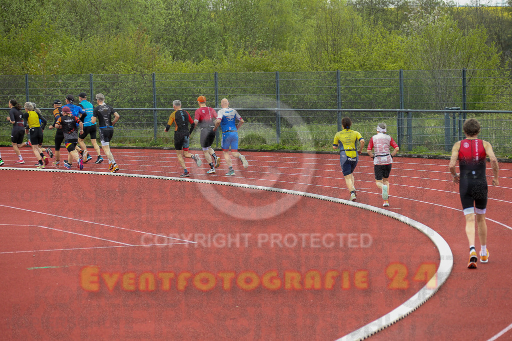 250413_1030_EX1_0001 | Sportfotografie im Rhein-Sieg Kreis, Köln, Bonn, NRW, Rheinland Pfalz, Hessen, etc. Unser Tätigkeitsfeld umfasst den Laufsport vom Volkslauf über den Marathon, Duathlon, Triathon bis zum Ultralauf wie Kölnpfad Ultra oder Schindertrail.