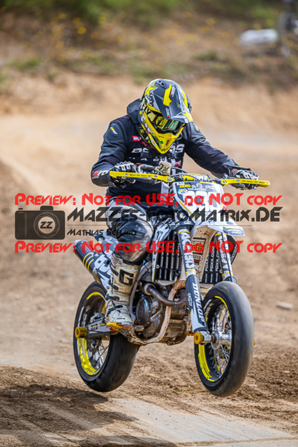 MaZZes_FotoMatrix_230812_9960 | UE40