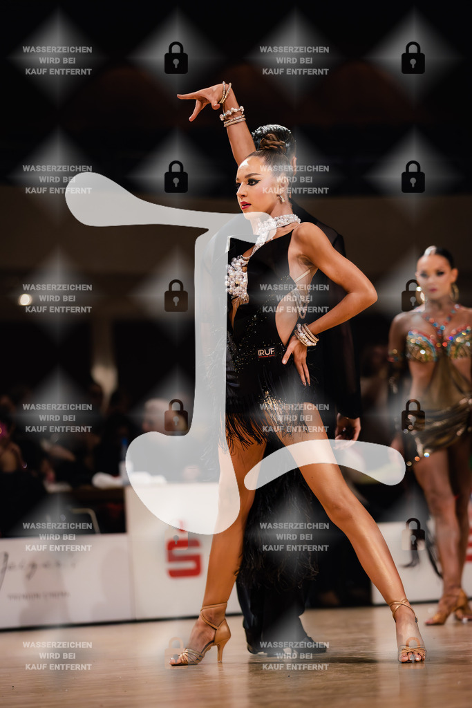 Goldstadtpokal 2025 - WDSF World Open Latin 24th (7) Yevgen Golovchenko _ Evita Badt (Schwarz Weiß Club Pforzheim)-2025-01-25-5851 | Webshop for digital downloads and prints of dance sport, event & show photographer Julian Link - Realisiert mit Pictrs.com