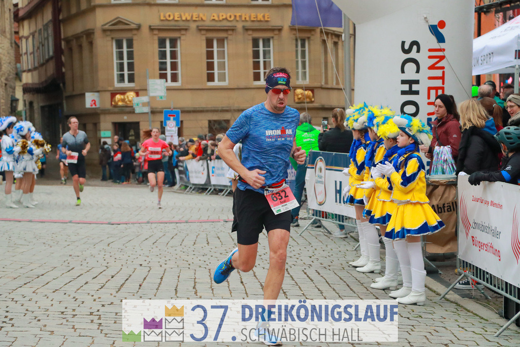 VR Bank Hauptlauf 10000m | 3 Koenigslauf 2023 - Realisiert mit Pictrs.com