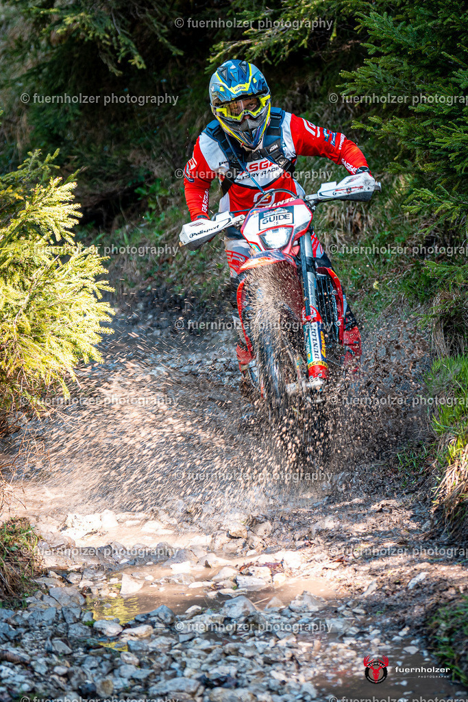 fuernholzer_250501-C2-55 | Fotografische Impressionen von der Red Stag Enduro Extreme by fuernholzer-photography.com. Endurosport in Österreich fotografisch festgehalten von fuernholzer. Auftragsfotografie für Private, Gewerbefotos und Industriefotografie. Eventfotografie, Sportfotografie und Motorsportfotografie. Anbieter von Fotoworkshops, Fototraining, fotografischen Vorträgen und Fotoseminaren.