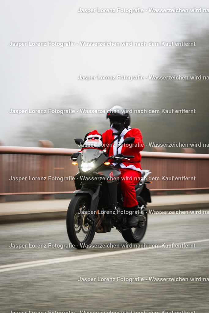 X-Mas Ride I Kiel I 2025 | Jasper Lorenz Fotografie - Realisiert mit Pictrs.com