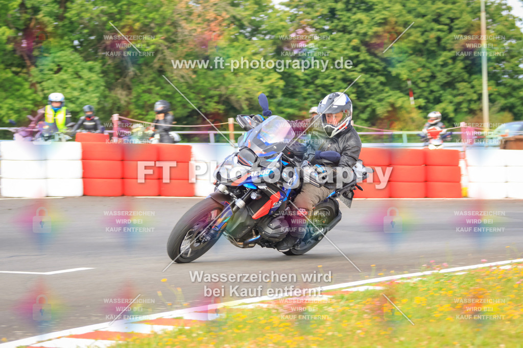 _DSK2053 | Hier findet Ihr Bilder von Touristenfahrten auf der Nürburgring Nordschleife oder von anderen Veranstaltungen die ich besucht habe. Viel Spass beim Durch Schauen 
