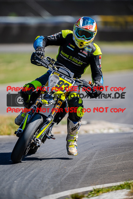 MaZZes_FotoMatrix_220702_2530 | S1