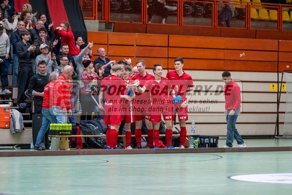 HK_20241220_100655 | 1. Bundesliga Halle Herren Crefelder HTC - Gladbacher HTC am 20.12.2024 Halle Glockenpitz, Krefeld ,