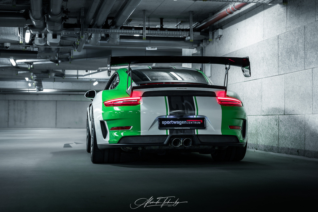 R6AT0337 _Alexander Tschuncky | Entdecken Sie die faszinierende Welt von Alexander Tschuncky Arts: Kreative Fotografie, atemberaubende Automobilkunst und hochwertiger Bilderdruck. Lassen Sie sich inspirieren! - Realisiert mit Pictrs.com