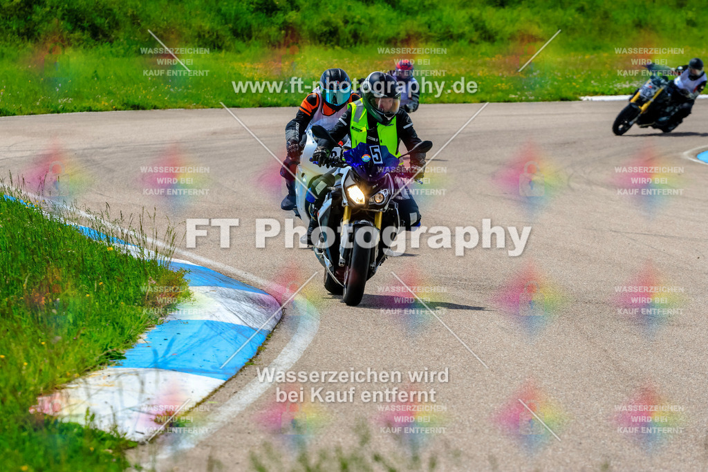 MotoTeam-0076 | Hier findet Ihr Bilder von Touristenfahrten auf der Nürburgring Nordschleife oder von anderen Veranstaltungen die ich besucht habe. Viel Spass beim Durch Schauen 