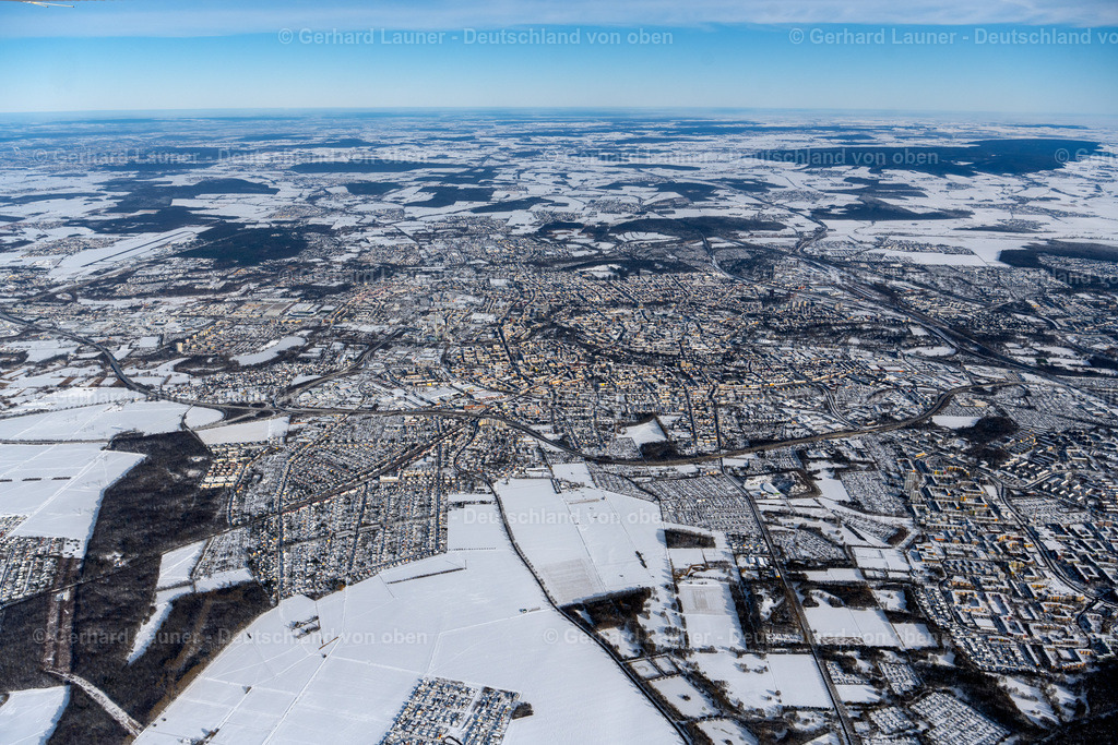 4044884 | BRAUNSCHWEIG 14.02.2021 Winterlich schneebedeckte Stadtansicht des Innenstadtbereiches im Ortsteil Innenstadt in Braunschweig im Bundesland Niedersachsen, Deutschland. Weiterführende Informationen bei: Stadt Braunschweig. // Wintry snowy city view on down town in the district Innenstadt in Brunswick in the state Lower Saxony, Germany. Further information at: Stadt Braunschweig. Foto: Gerhard Launer
