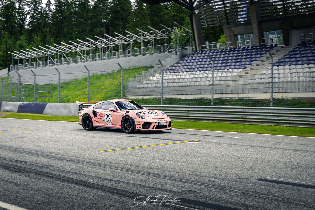 R6AT2837 _Alexander Tschuncky | Entdecken Sie die faszinierende Welt von Alexander Tschuncky Arts: Kreative Fotografie, atemberaubende Automobilkunst und hochwertiger Bilderdruck. Lassen Sie sich inspirieren! - Realisiert mit Pictrs.com