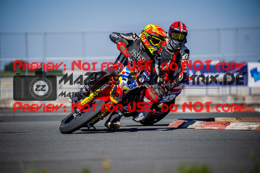 MaZZes_FotoMatrix_220903_1015 | S3