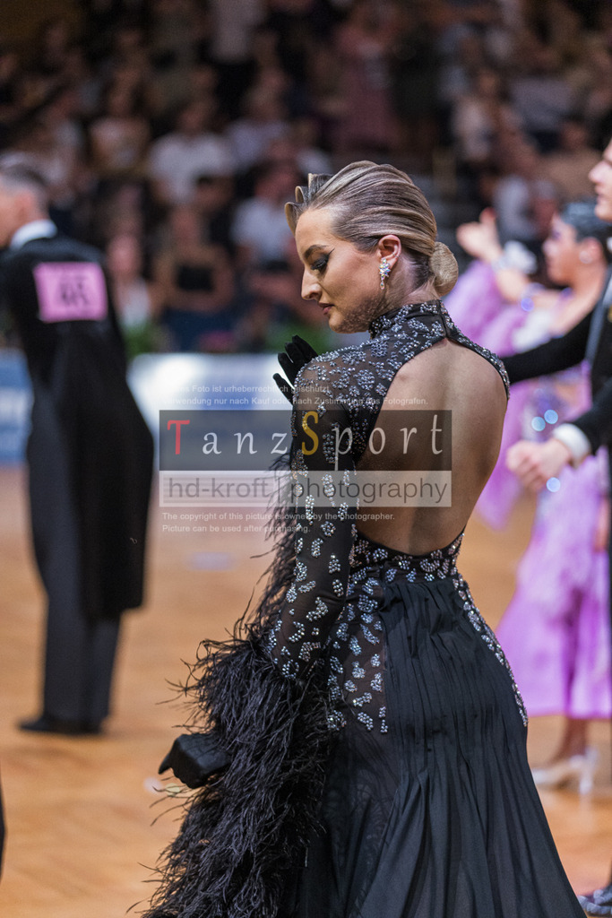 20250819_WDSF-Open-Std-Youth_1084 | Tanzsportbilder, Standardtanz, Lateintanz, WDSF, DTV, LTVB, dancecomp, goc, hessen tanzt, blaues band der spree, walzer, tango, wiener walzer, slowfox, quickstepp, samba, rumba, cha-cha-cha, paso doble. jive, hd-kroft photography, turniertanzsport
