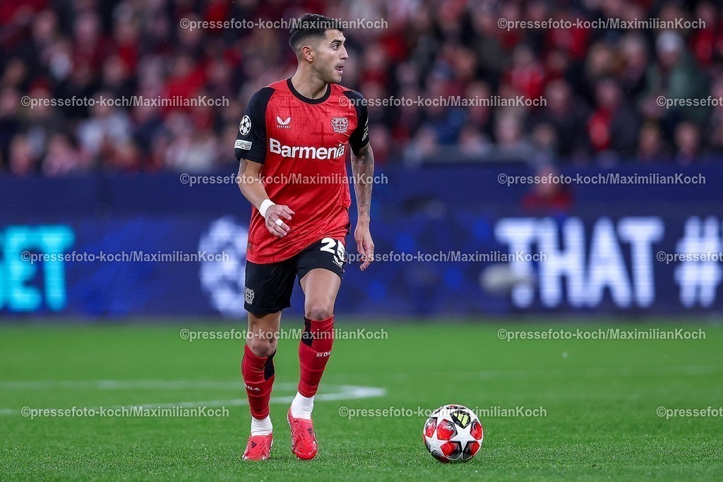 UCL29012502174 | 29.01.2025, Fußball, Bayer 04 Leverkusen - AC Sparta Prag, UEFA Champions League, 8. Spieltag, BayArena, Saison 2024 2025: Exequiel Palacios (Bayer04 Leverkusen #25)