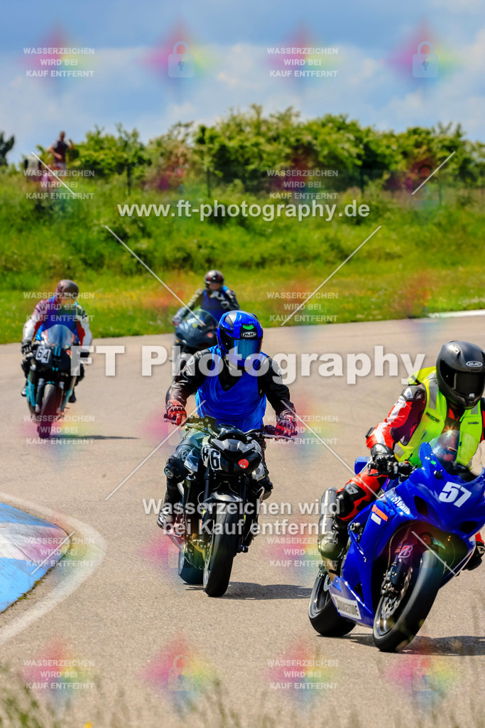MotoTeam-0117 | Hier findet Ihr Bilder von Touristenfahrten auf der Nürburgring Nordschleife oder von anderen Veranstaltungen die ich besucht habe. Viel Spass beim Durch Schauen 