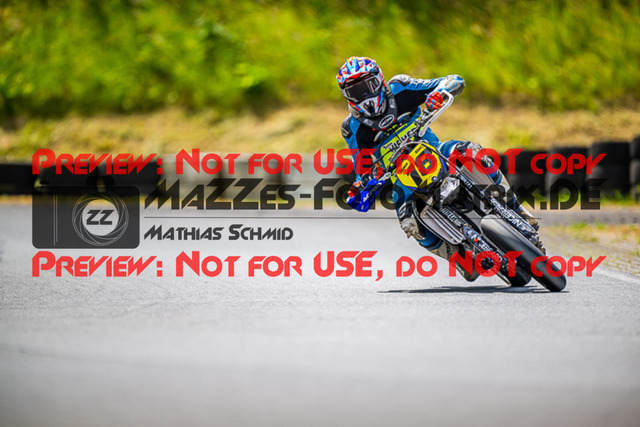 MaZZes_FotoMatrix_220528_1016 | Fotograf Mathias Schmid
Sportfotograf,
Eventfotograf,
Hochzeitsfotograf,
Portraitfotograf