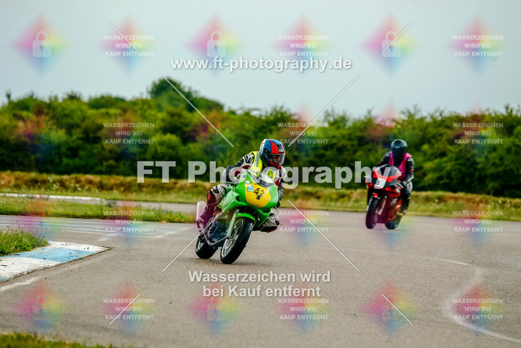 Chambley Juli-1467 | Hier findet Ihr Bilder von Touristenfahrten auf der Nürburgring Nordschleife oder von anderen Veranstaltungen die ich besucht habe. Viel Spass beim Durch Schauen 