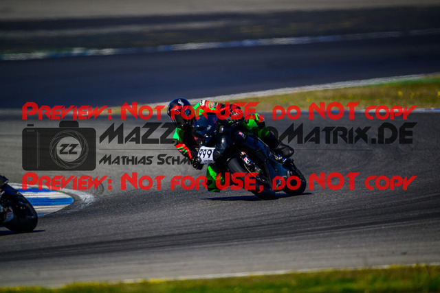 MaZZes_Fotomatrix_20250407_6007705_5633 | ROT