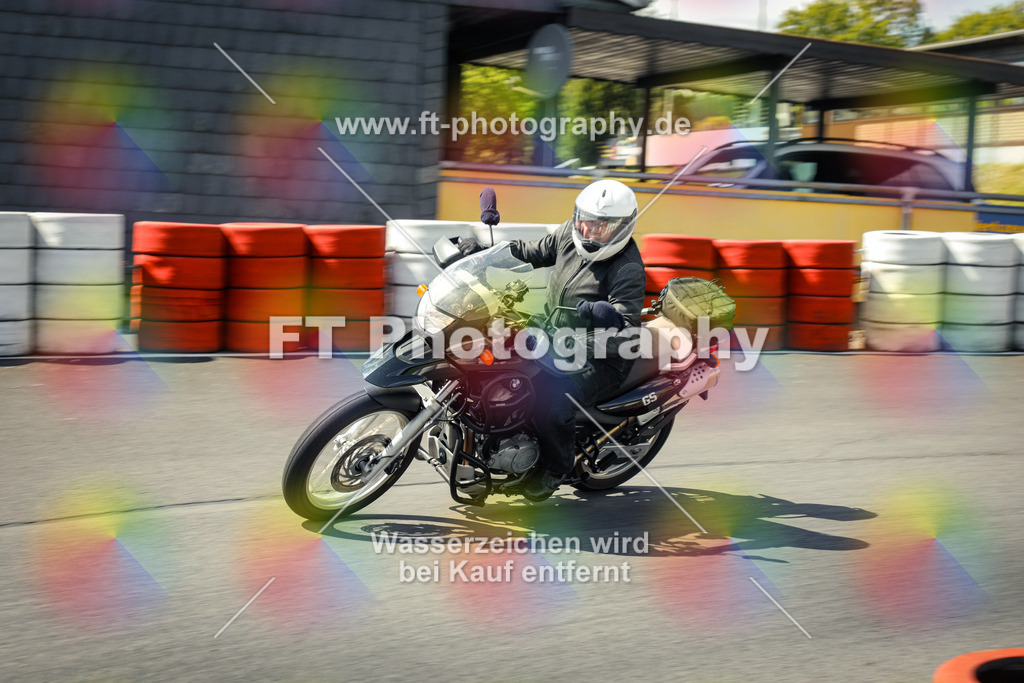 OBK_Mai_Martina_Markus-11091 | Hier findet Ihr Bilder von Touristenfahrten auf der Nürburgring Nordschleife oder von anderen Veranstaltungen die ich besucht habe. Viel Spass beim Durch Schauen 