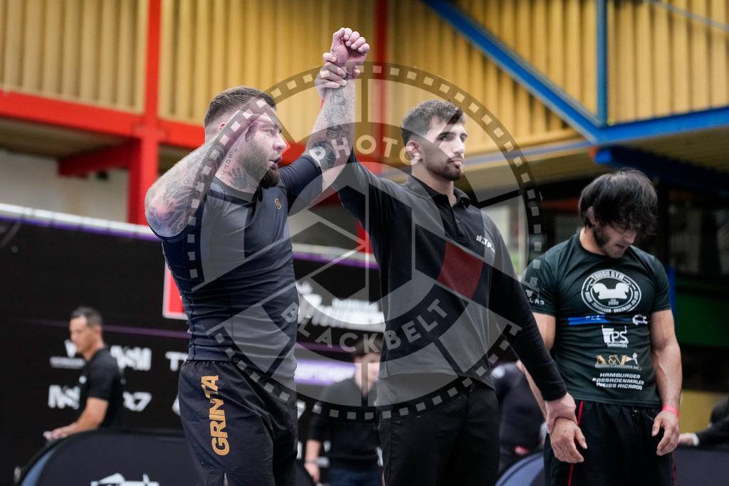 20250920PBB6532 | Athletes compete during the AJP Tour Hamburg International Jiu-Jitsu Championship, on September 20, 2025 in Hamburg, Germany. © Chiara Dazi / photoblackbelt