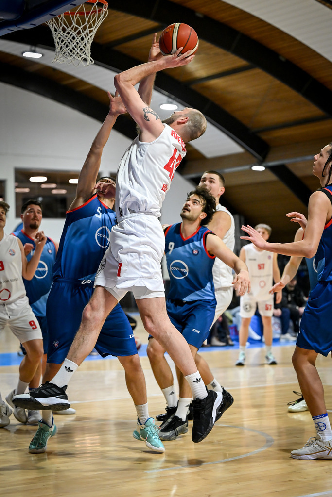 gml_102 | Fotos von Basketballspielen aus dem Raum NRW fotografiert von Gero Mueller-Laschet und Daniel Schaefer - Realisiert mit Pictrs.com