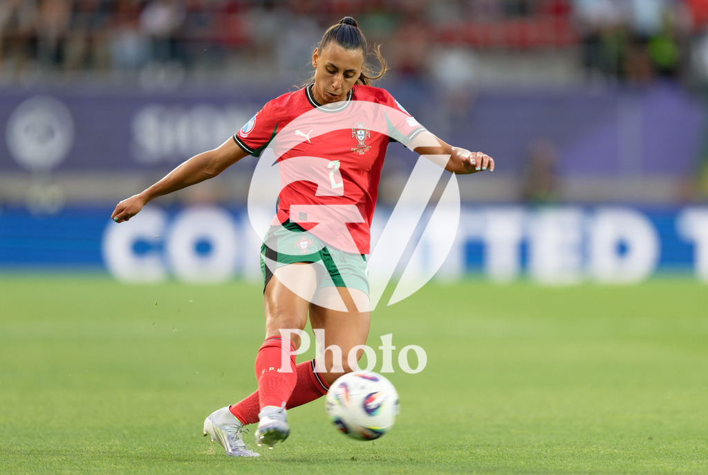 Portugal v Belgium: UEFA Women's EURO 2025 Group B | SION, SWITZERLAND - JULY 11: Catarina Amado of Portugal shoots  during the UEFA Women's EURO 2025 Group B match between Portugal and Belgium at Stade de Tourbillon on July 11, 2025 in Sion, Switzerland. (Photo by Giuseppe Velletri/Sports Press Photo/Getty Images)