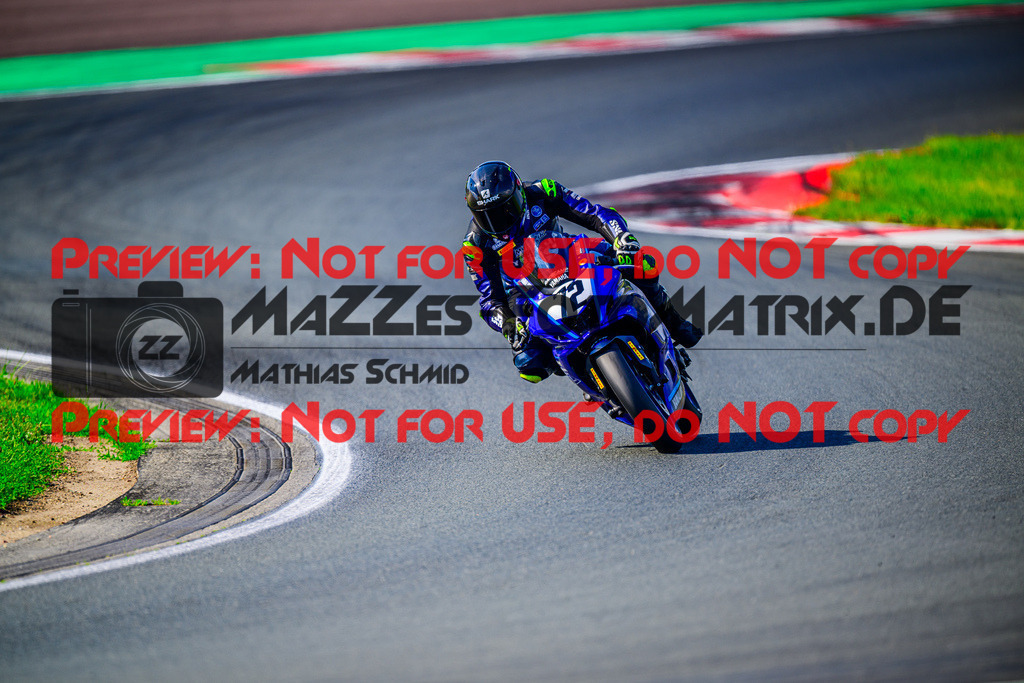 MaZZes_FotoMatrix_240601_6007705_2758 | R7