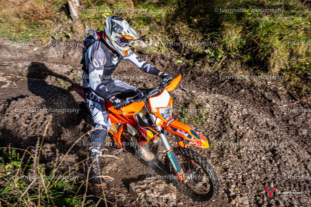 fuernholzer_251026-C1-247 | Fotografische Impressionen von der Red Stag Enduro Extreme by fuernholzer-photography.com. Endurosport in Österreich fotografisch festgehalten von fuernholzer. Auftragsfotografie für Private, Gewerbefotos und Industriefotografie. Eventfotografie, Sportfotografie und Motorsportfotografie. Anbieter von Fotoworkshops, Fototraining, fotografischen Vorträgen und Fotoseminaren.