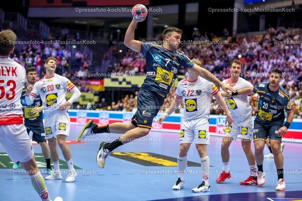 EHF17012601102 | 17.01.2026, Handball, Men's EHF EURO 2026, Österreich - Spanien, Jyske Bank Boxen in Herning, Dänemark, Preliminary Round:  Jan Gurri Aregay (Espania #07) 